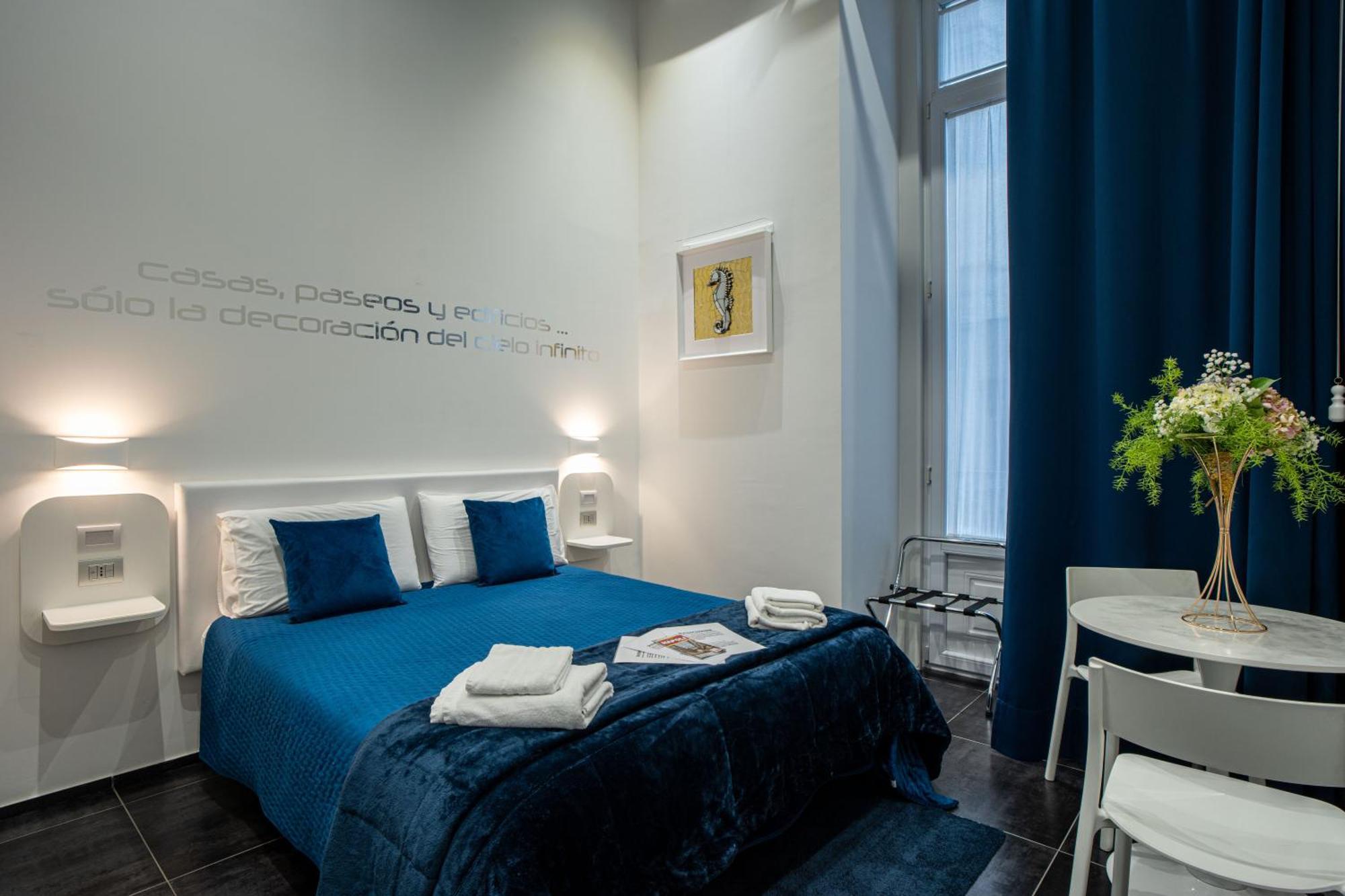 Skyhouse Chiaia Bed & Breakfast Наполи Екстериор снимка
