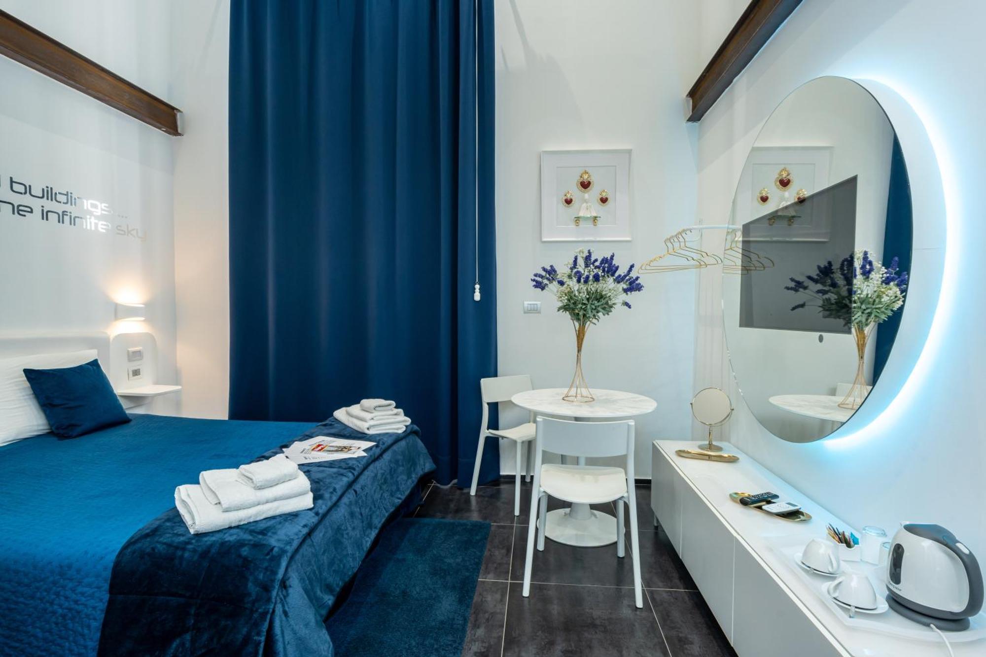 Skyhouse Chiaia Bed & Breakfast Наполи Екстериор снимка