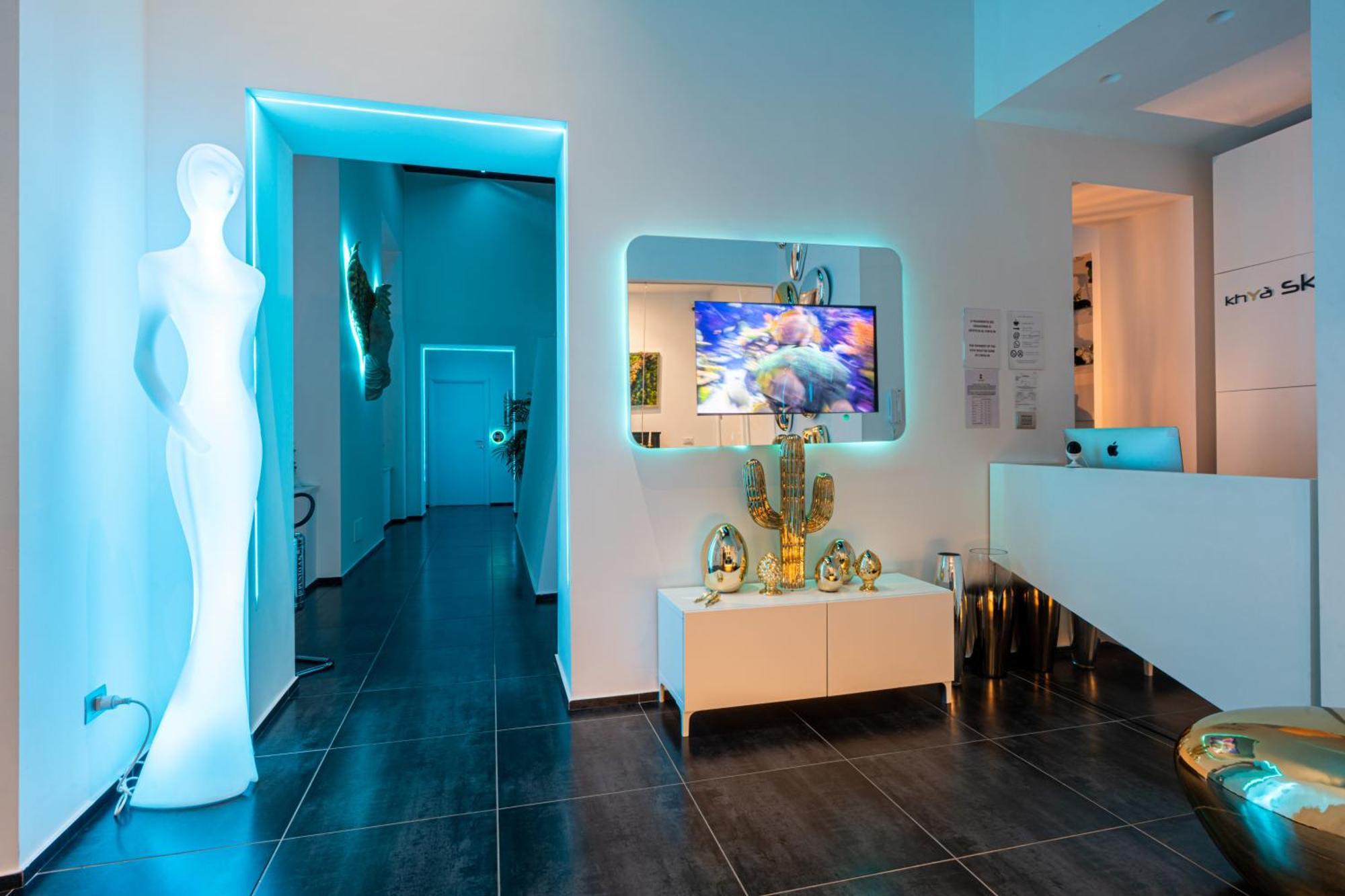 Skyhouse Chiaia Bed & Breakfast Наполи Екстериор снимка