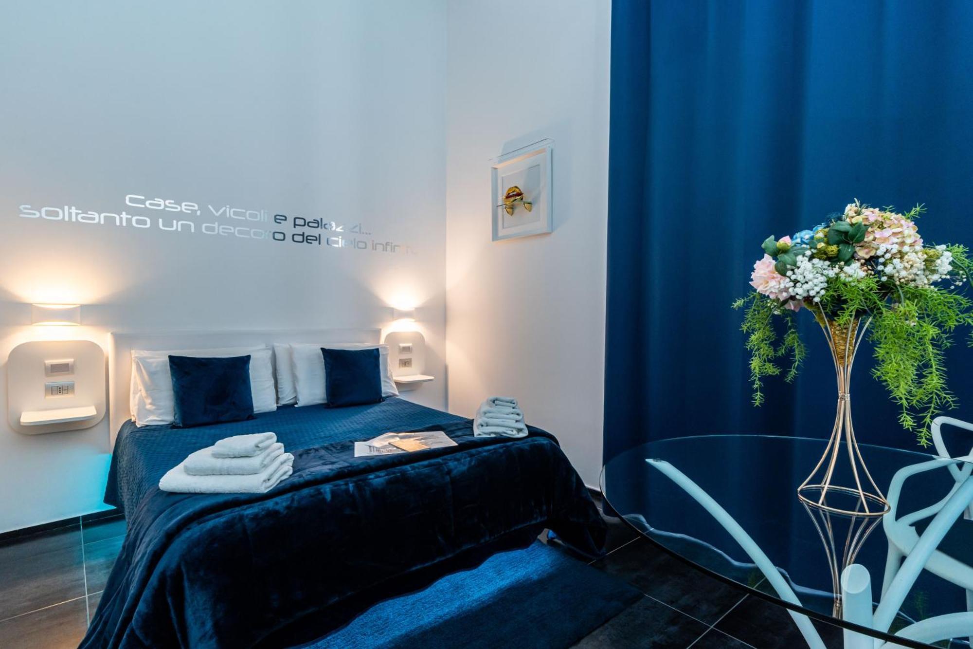 Skyhouse Chiaia Bed & Breakfast Наполи Екстериор снимка