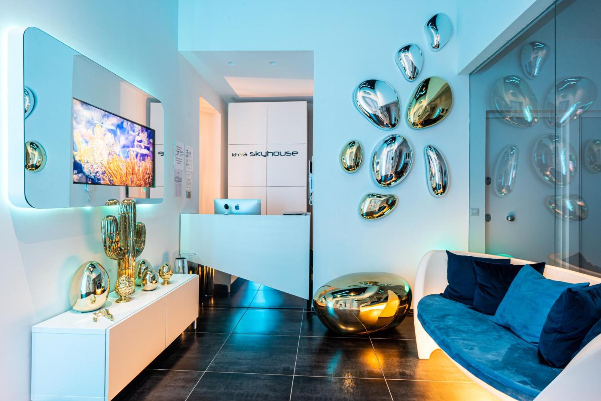 Skyhouse Chiaia Bed & Breakfast Наполи Екстериор снимка